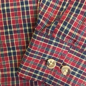Men’s small plaid button down shirt